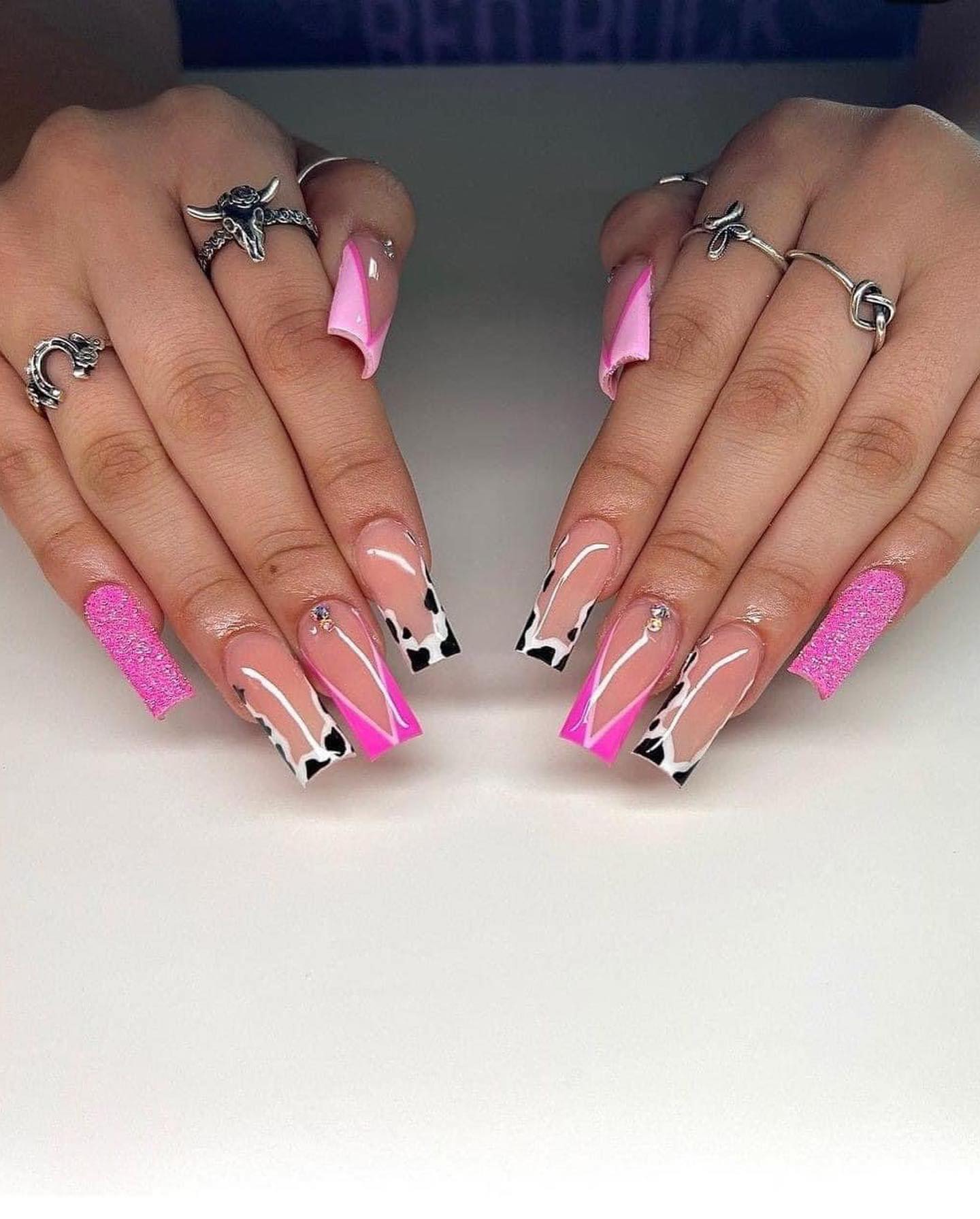 /static/media/nail8.849f4a71e99094bc4bdf.jpeg